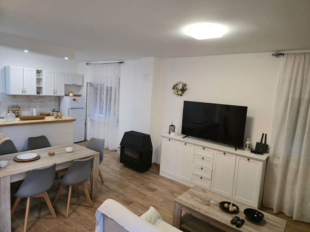Apartman Mira